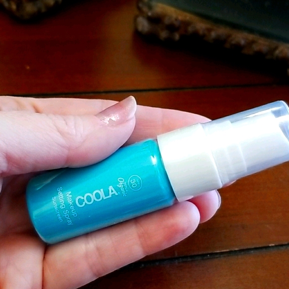 COOLA Other - 💙 COOLA SETTING SPRAY